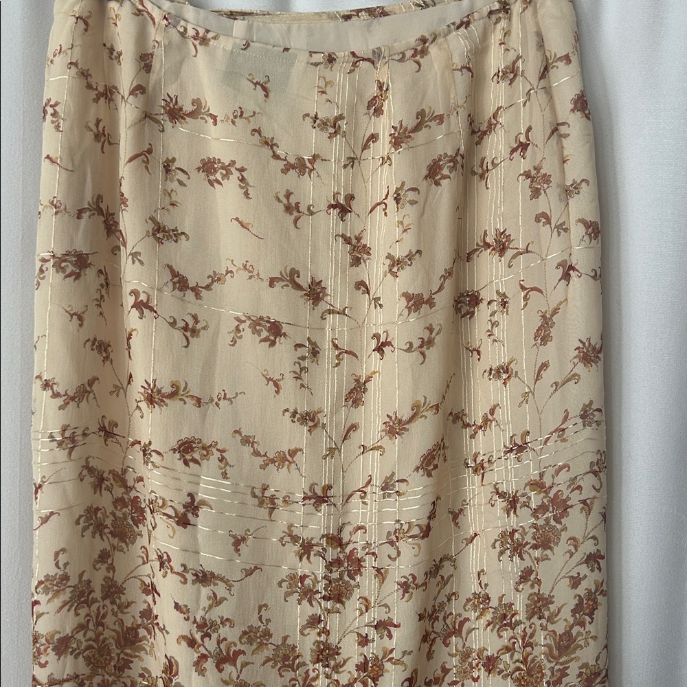 Emanuel Ungaro NWT Beige/Brown Silk Intricate Patterned Wrap Skirt **Size 8** πΊπΊ - Picture 5 of 7